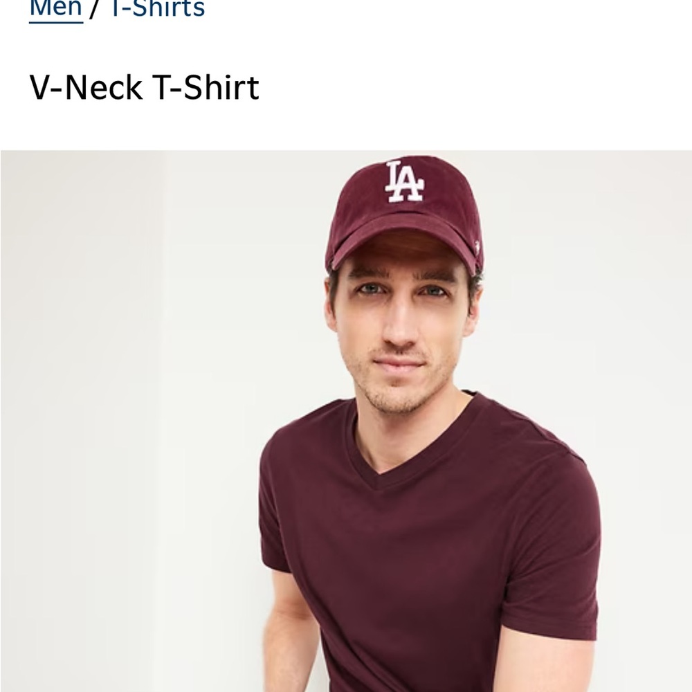Old Navy Men's V-Neck T-Shirt - Dark Burgundy